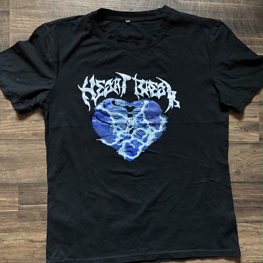 Heart Break Graphic Tee 💙⚡️🩻